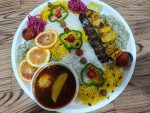 سینی دو نفره کباب کوبیده و جوجه