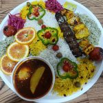 سینی دو نفره کباب کوبیده و جوجه